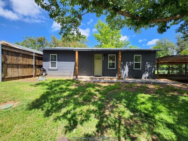 property at 804 N Orange St