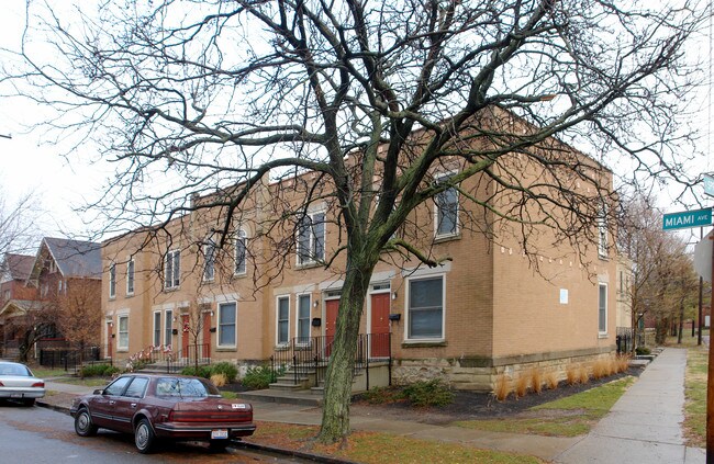 210-218 Miami Ave in Columbus, OH - Building Photo - Building Photo