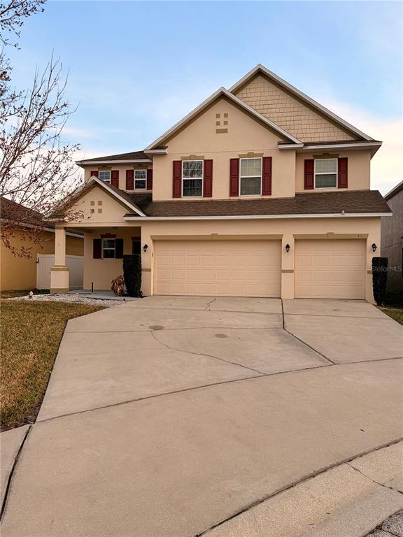 property at 944 Killarney Ln