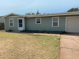 5433 Encino Rd in Abilene, TX - Building Photo