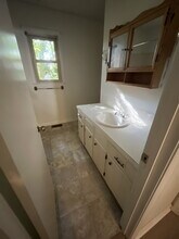 317 Lakeside Dr in Kernersville, NC - Building Photo - Building Photo