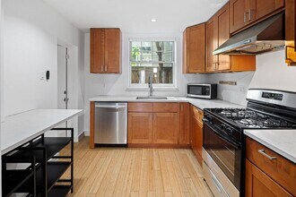 1536 S Colorado St in Philadelphia, PA - Building Photo - Building Photo