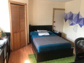 13 Andrew St, Unit 1 in Cambridge, MA - Foto de edificio - Building Photo