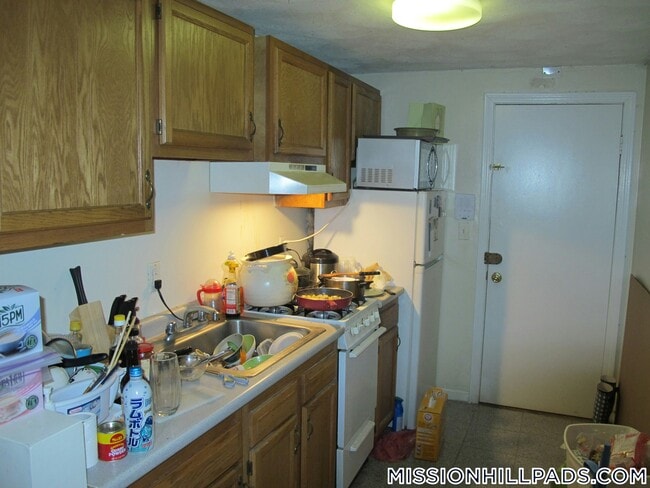 6 Wait St, Unit 4 in Boston, MA - Foto de edificio - Building Photo