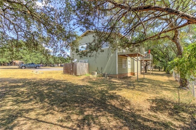 400 Hedgewood Dr in Georgetown, TX - Building Photo - Building Photo