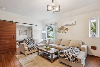 522 Westminster Ave in Alhambra, CA - Building Photo - Building Photo