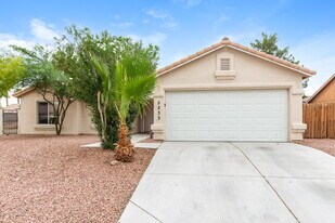5235 Acacia Grove St in North Las Vegas, NV - Building Photo