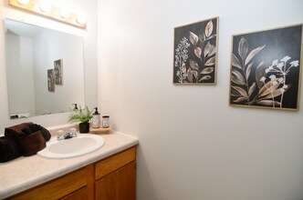 718 1st St S in Newton, IA - Building Photo - Building Photo