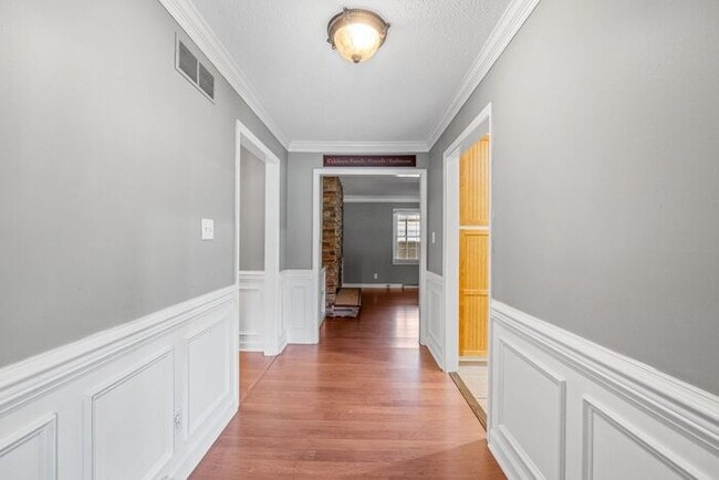705 Pamlico Dr in Greensboro, NC - Building Photo - Building Photo