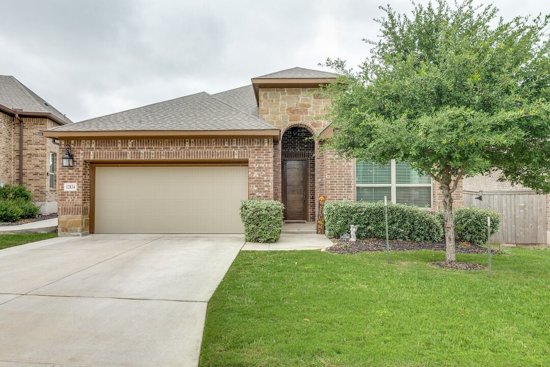 12834 Fort Hancock in San Antonio, TX - Building Photo