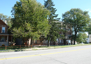 Centaur Apartments in Omaha, NE - Foto de edificio - Building Photo