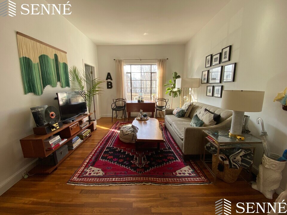 26 Ellery St, Unit 21-7 in Cambridge, MA - Foto de edificio