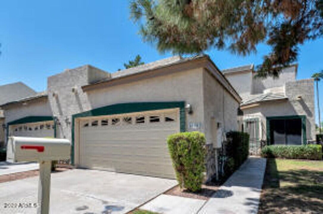 19992 N Matilda Ln in Glendale, AZ - Building Photo