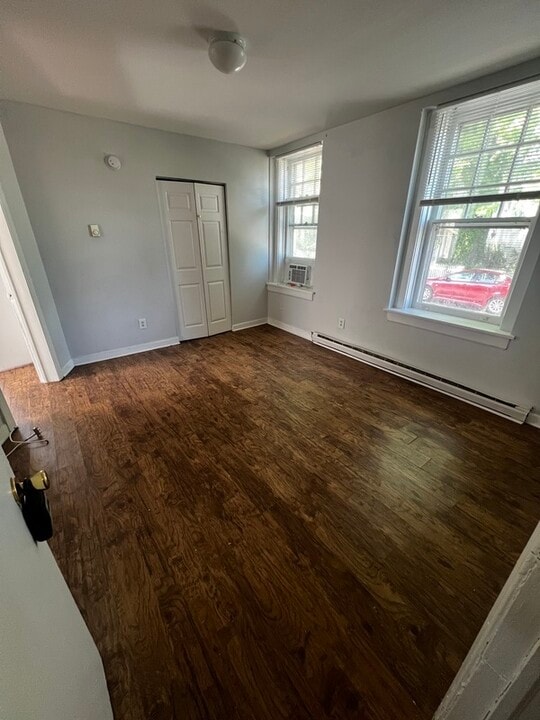 1022 Maplewood Ave in Hopewell, VA - Building Photo