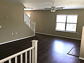 7537 Marble Ridge Dr in Austin, TX - Building Photo - Building Photo