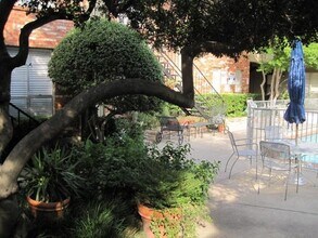 4317 Hartford St in Dallas, TX - Foto de edificio - Building Photo