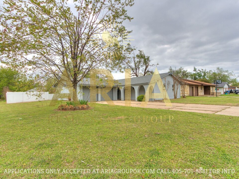 2278 Donna Dr in Norman, OK - Building Photo