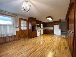 963 Torrence Dr in Springfield, OH - Building Photo - Building Photo