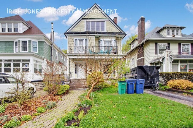 property at 67 Newman Pl