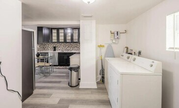 3120 SW 12th Pl in Fort Lauderdale, FL - Building Photo - Building Photo