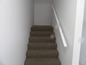 204 Landings Dr-Unit -D in Frankfort, KY - Building Photo - Building Photo