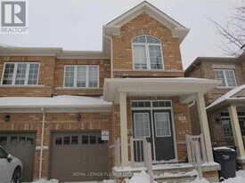 35 Kalmia Rd in Brampton, ON - Building Photo
