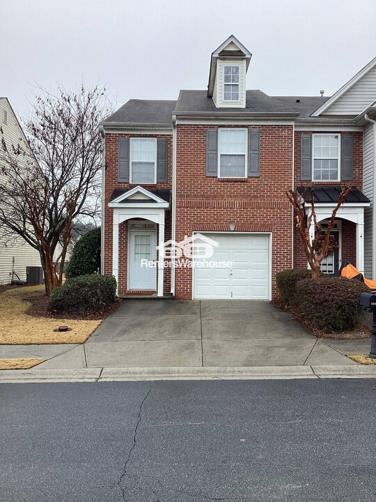 2236 Dandridge Dr in Duluth, GA - Building Photo