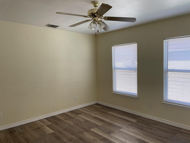 4606 Nesbitt Dr in Corpus Christi, TX - Building Photo - Building Photo