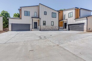 8441 W 37th Ct N in Wichita, KS - Building Photo