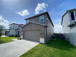 6819 Forbes Run Dr in Houston, TX - Building Photo - Building Photo