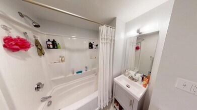 200 Harris St, Unit 2 in Revere, MA - Building Photo - Building Photo