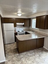 620 W Quinalt St in Springfield, OR - Building Photo - Building Photo