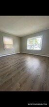 368 E Merrimack St in Lowell, MA - Building Photo - Building Photo
