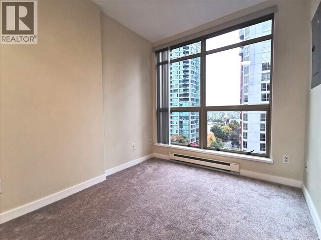 819 Hamilton St in Vancouver, BC - Building Photo - Building Photo
