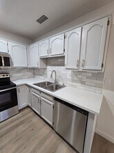 340 Fairway Oaks Dr in Sedona, AZ - Foto de edificio - Building Photo