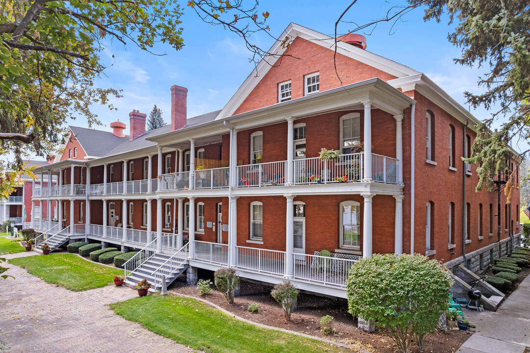 Randolph Arms in Spokane, WA - Foto de edificio