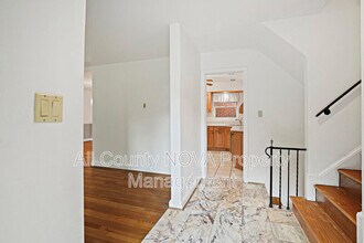 5747 27th St NW in Washington, DC - Building Photo - Building Photo