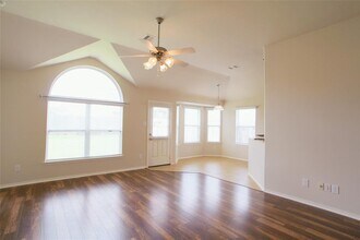 22218 Guston Hall Ln in Katy, TX - Building Photo - Building Photo