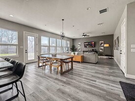 2408 Pennsylvania Ave in Dallas, TX - Building Photo