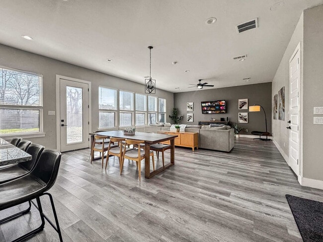 property at 2408 Pennsylvania Ave