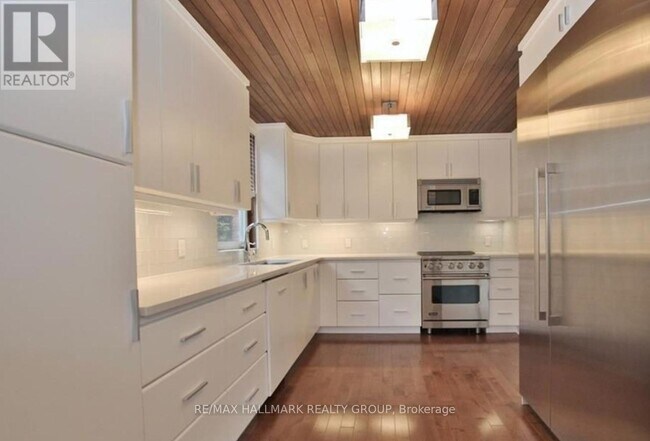 73 Old Irving Pl in Ottawa, ON - Building Photo - Building Photo