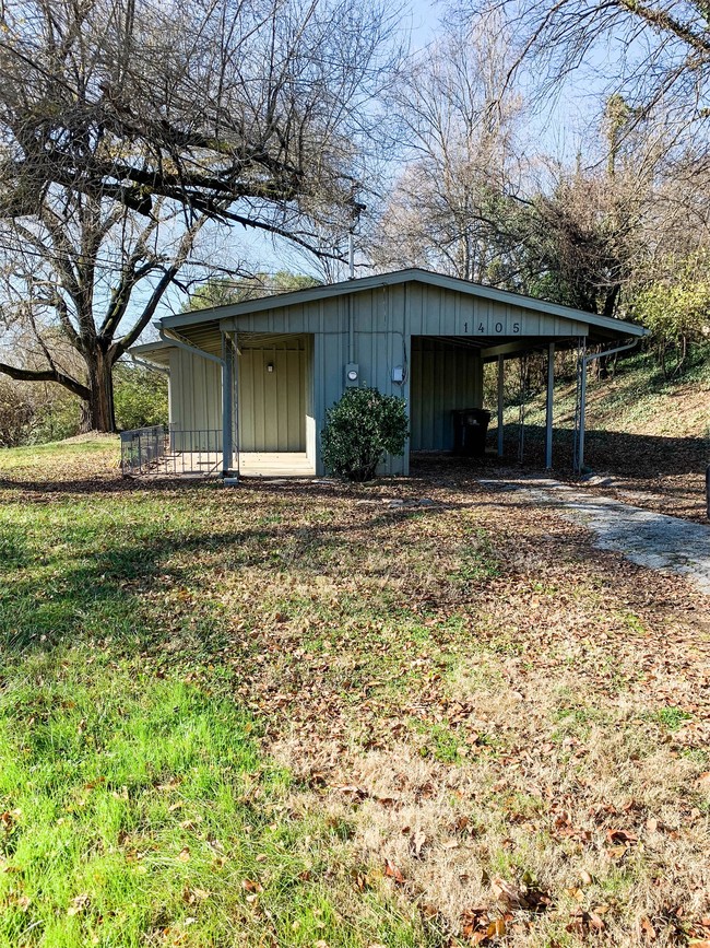 1405 Crocus Ln in Knoxville, TN - Building Photo - Building Photo
