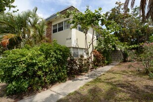 1018 Park Dr, Unit 1 in Indian Harbour Beach, FL - Building Photo