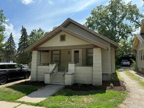 201 Koch Ave in Ann Arbor, MI - Building Photo - Building Photo