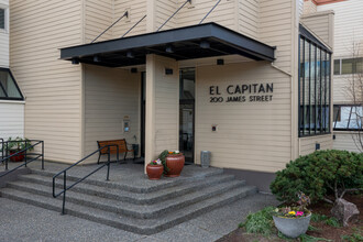 El Capitan in Edmonds, WA - Foto de edificio - Building Photo