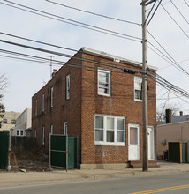 409 Union Ave in Westbury, NY - Building Photo - Building Photo