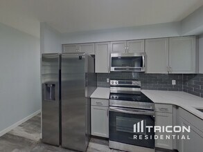2200 S Mobile Way in Aurora, CO - Building Photo - Building Photo
