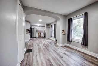 586 Highland Ave in Turtle Creek, PA - Building Photo - Building Photo