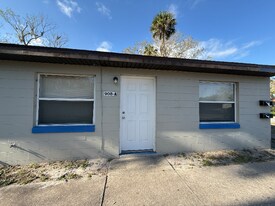 908 Lora St in Daytona Beach, FL - Building Photo