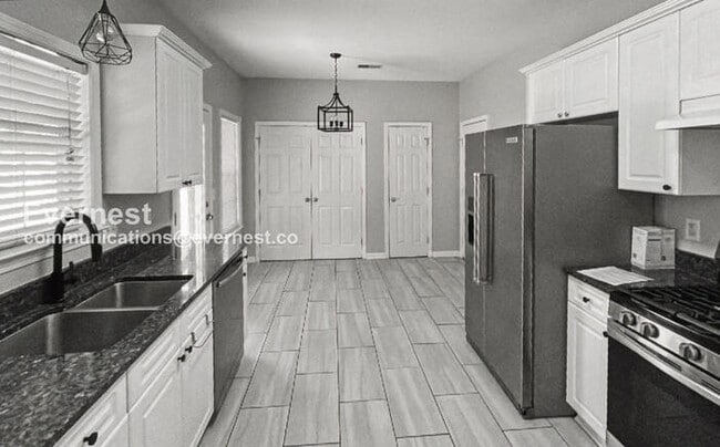 322 Shelby Forest Dr in Chelsea, AL - Building Photo - Building Photo